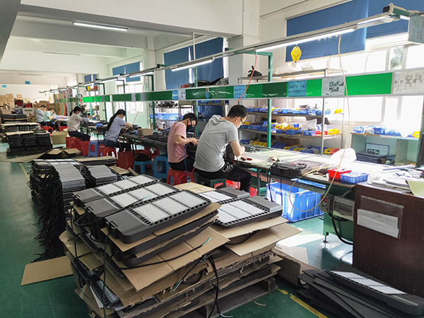 led鞋盒路灯_停车场照明灯_红富照明厂家